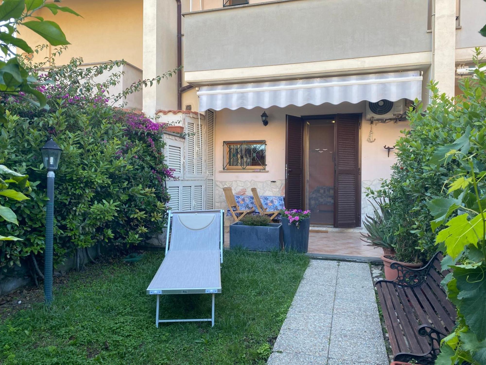 Villetta Relax Fast Wi-Fi 9 Min Porto Civitavecchia Santa Marinella Oda fotoğraf