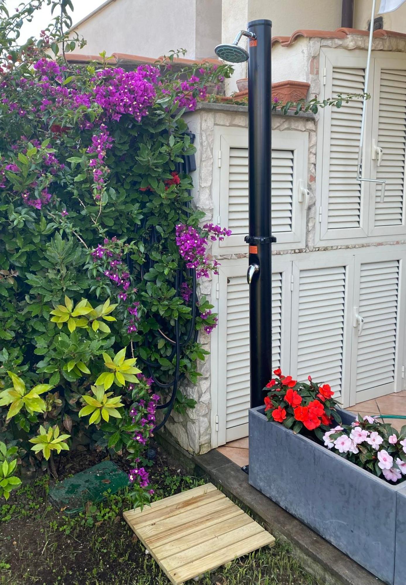 Villetta Relax Fast Wi-Fi 9 Min Porto Civitavecchia Santa Marinella Dış mekan fotoğraf