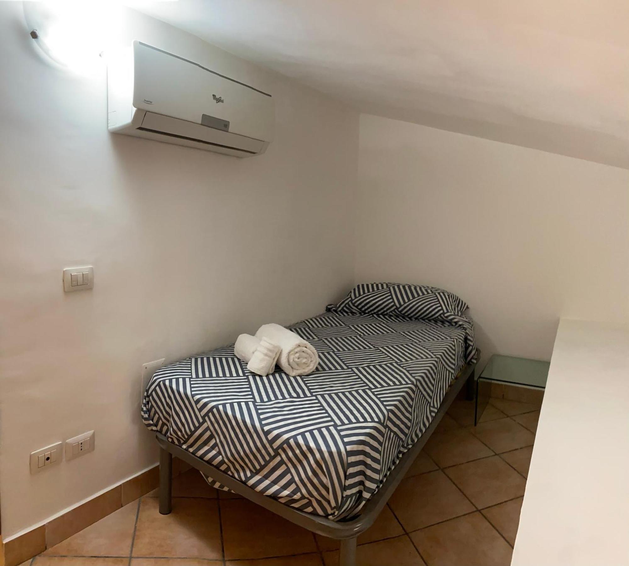Villetta Relax Fast Wi-Fi 9 Min Porto Civitavecchia Santa Marinella Dış mekan fotoğraf